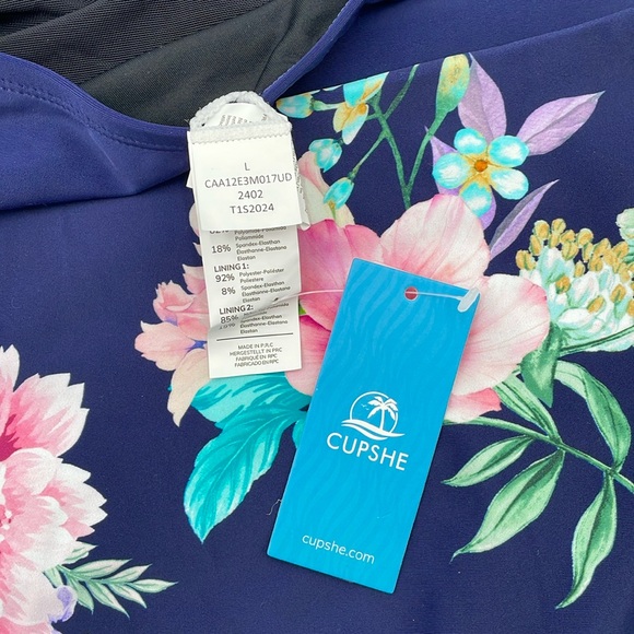 CUPSHE Blue Floral Plunge‎ Halter Tie Neck Tummy Control One-Piece Swimsuit - Picture 12 of 13